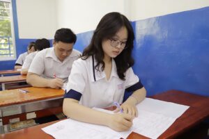 Thi thử tốt nghiệp THPT như thế nào? Ở đâu?